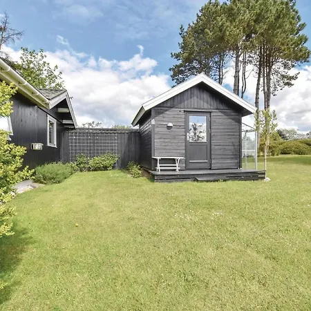 Four-bedroom Holiday In Fåborg