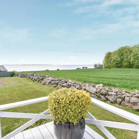 Four-bedroom Holiday In * Fåborg